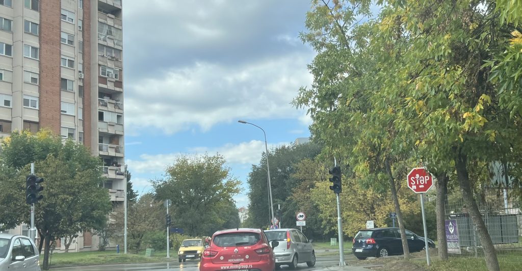 Uskoro semafor na raskrsnici ulica Bajnatska-Izvorska-Pazinska