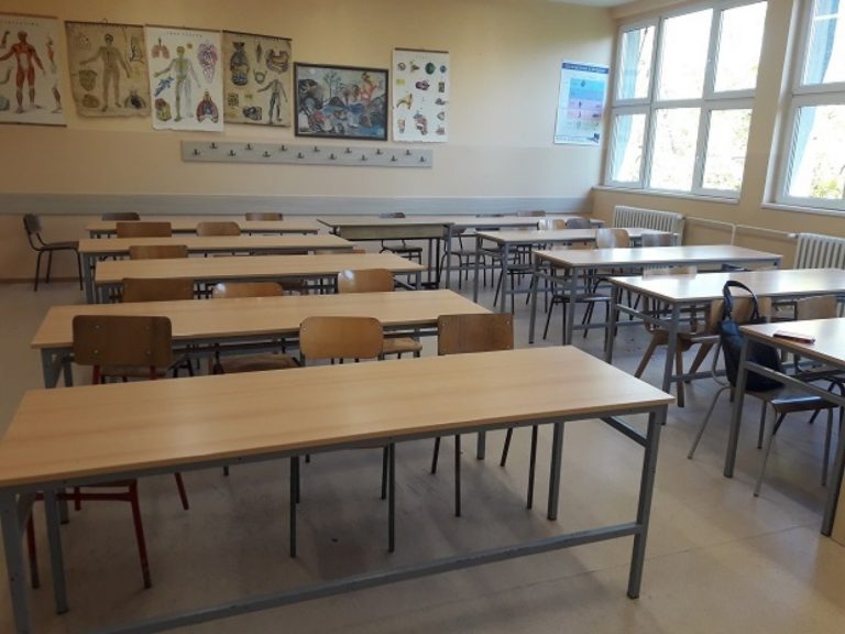 Učenik nožem ranio drugu učenicu u školi u Subotici