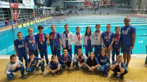 Mladi Subotičani su u naš grad doneli dva pehara i 26 medalja. BRAVO za naše mlade plivače