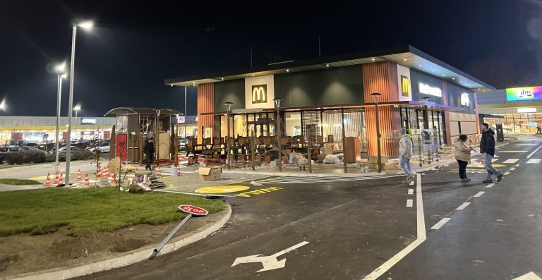 Otvoren je McDonald’s restoran u tržnom centru “STOP SHOP” u Subotici