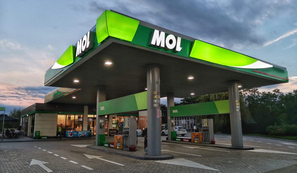 Ovo su nove cene goriva na benzinskim pumpama u Subotici.Pojeftinjenje