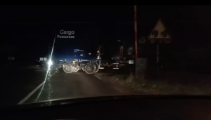 KUKAONICA: “Voz prolazi, a rampa podignuta”