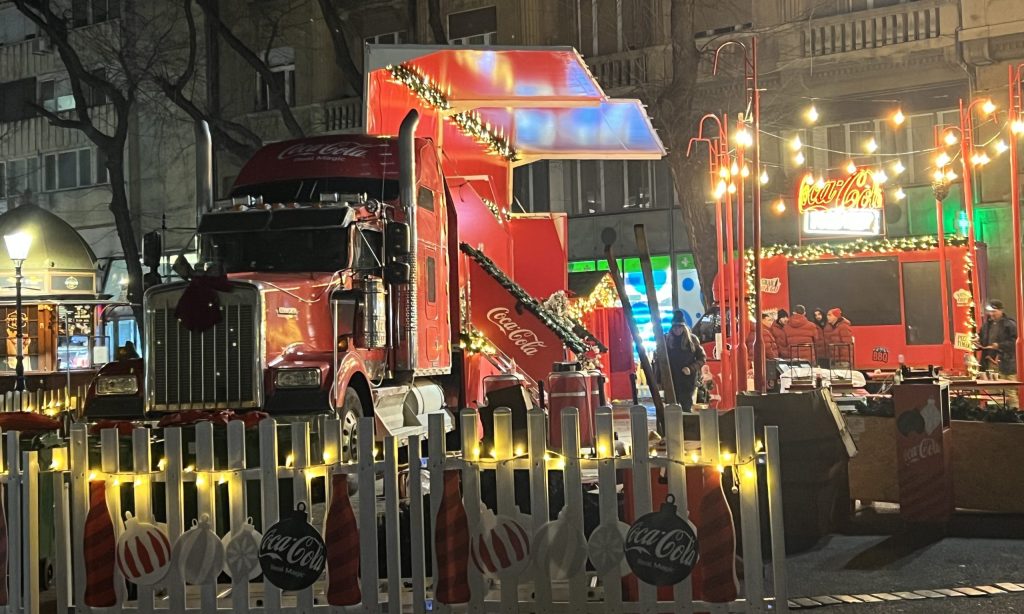 Coca-Cola karavan stigao u centar Subotice