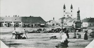 Retka fotografija Subotice iz 19. veka: Glavni trg i život grada Retka fotografija Subotice iz 19. veka: Glavni trg i život grada