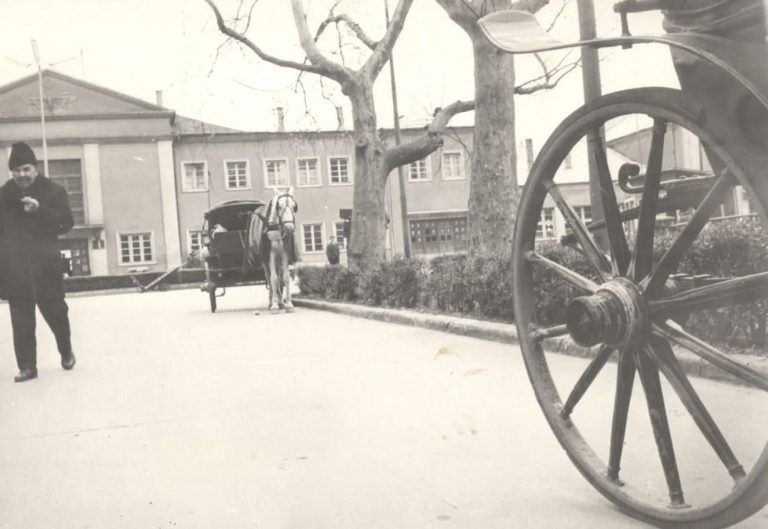 Sećanje na trenutak: Ulica kraj železničke stanice 1959. godine