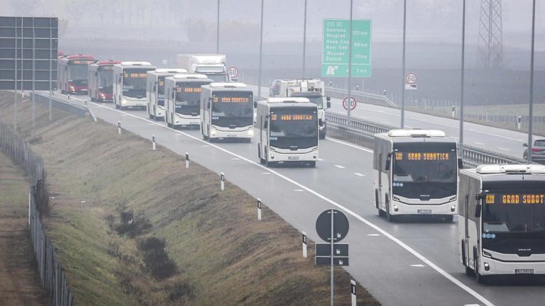 Pogledajte video dolaska novih autobusa u Suboticu – građani će se voziti sigurnije i udobnije