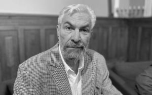 Pokrenuta inicijativa da se nova čitaonica Gradske biblioteke nazove po Draganu Rokviću