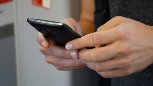 Oprez! Lažne SMS poruke u ime Pošte Srbije – neki Subotičani su ih već dobili Oprez! Lažne SMS poruke u ime Pošte Srbije – neki Subotičani su ih već dobili