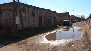 Stanovnici slepe ulice na Zorci u vodi posle svake kiše