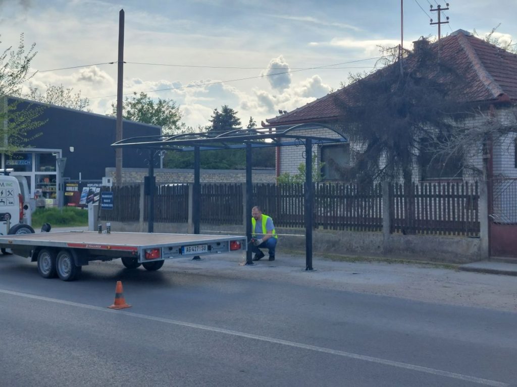 Postavljeno je novo autobusko stajalište
