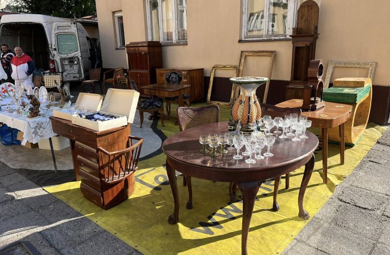 Fotografije sa vašara antikviteta u Subotici –  27. april 2025. godine