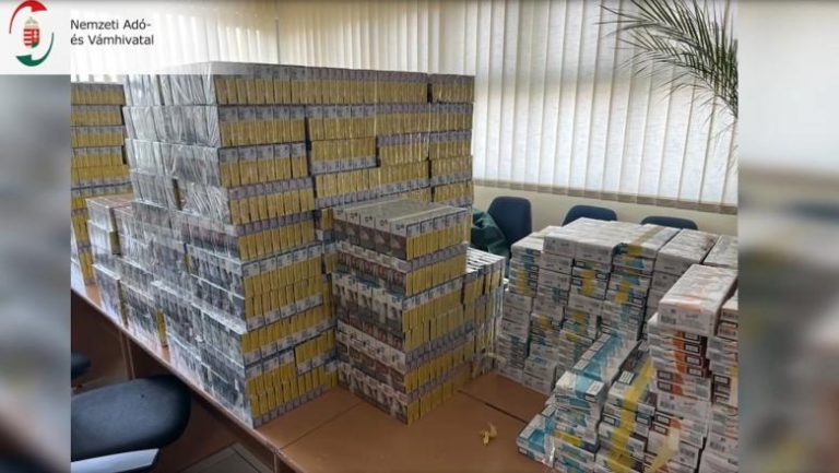 Autobusom na GP Tompa pokušali da prokrijumčare 12.000 paklica cigareta u Mađarsku + VIDEO