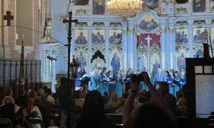 SUživo je prisustvovao Večeri horske muzike u Hramu Vaznesenja Gospodnjeg u Subotici. VIDEO SUživo je prisustvovao Večeri horske muzike u Hramu Vaznesenja Gospodnjeg u Subotici. VIDEO