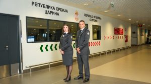 Pogledajte kako izgledaju nove uniforme carinika na graničnim prelazima