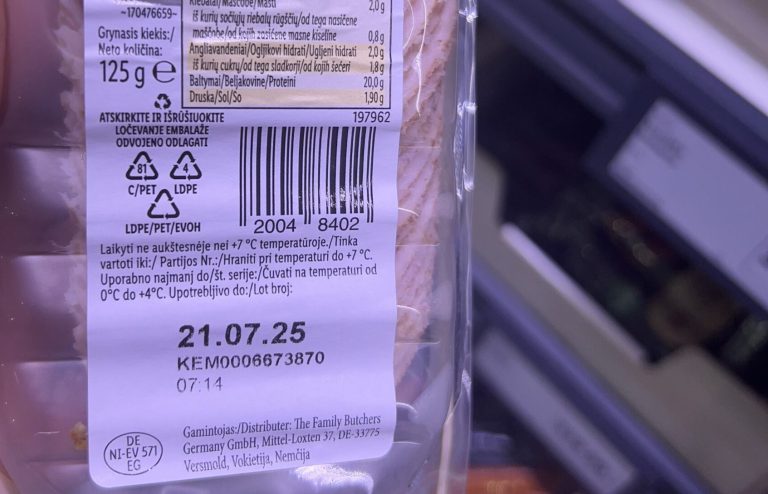 Čitalac nam šalje: U prodavnici jednog trgovinskog lanca u Subotici pronađena mesna prerađevina sa isteklim rokom!