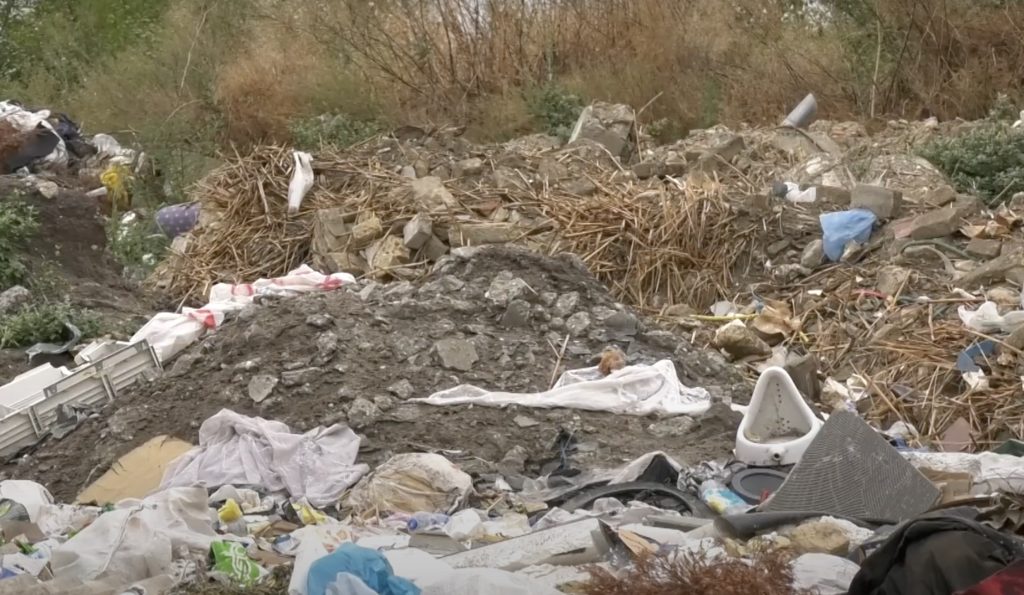 Deponija na Ljutovačkom putu