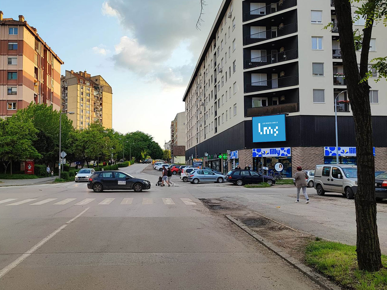 JEZIVO U SUBOTICI! Žena pala s prozora i stradala na licu mesta
