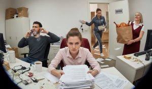 KUKAONICA: FIRMA ILI FARMA? Moja borba sa ćurkama, kafama i “neodložnim” obavezama