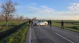 Vojska i policija blokirala puteve u Kanjiži