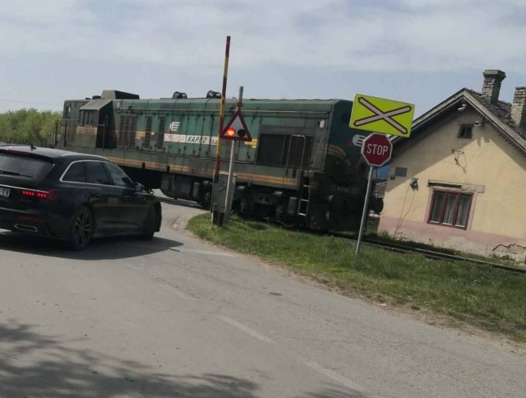 OPASNOST NA BAJSKOM PUTU: Rampe u kvaru