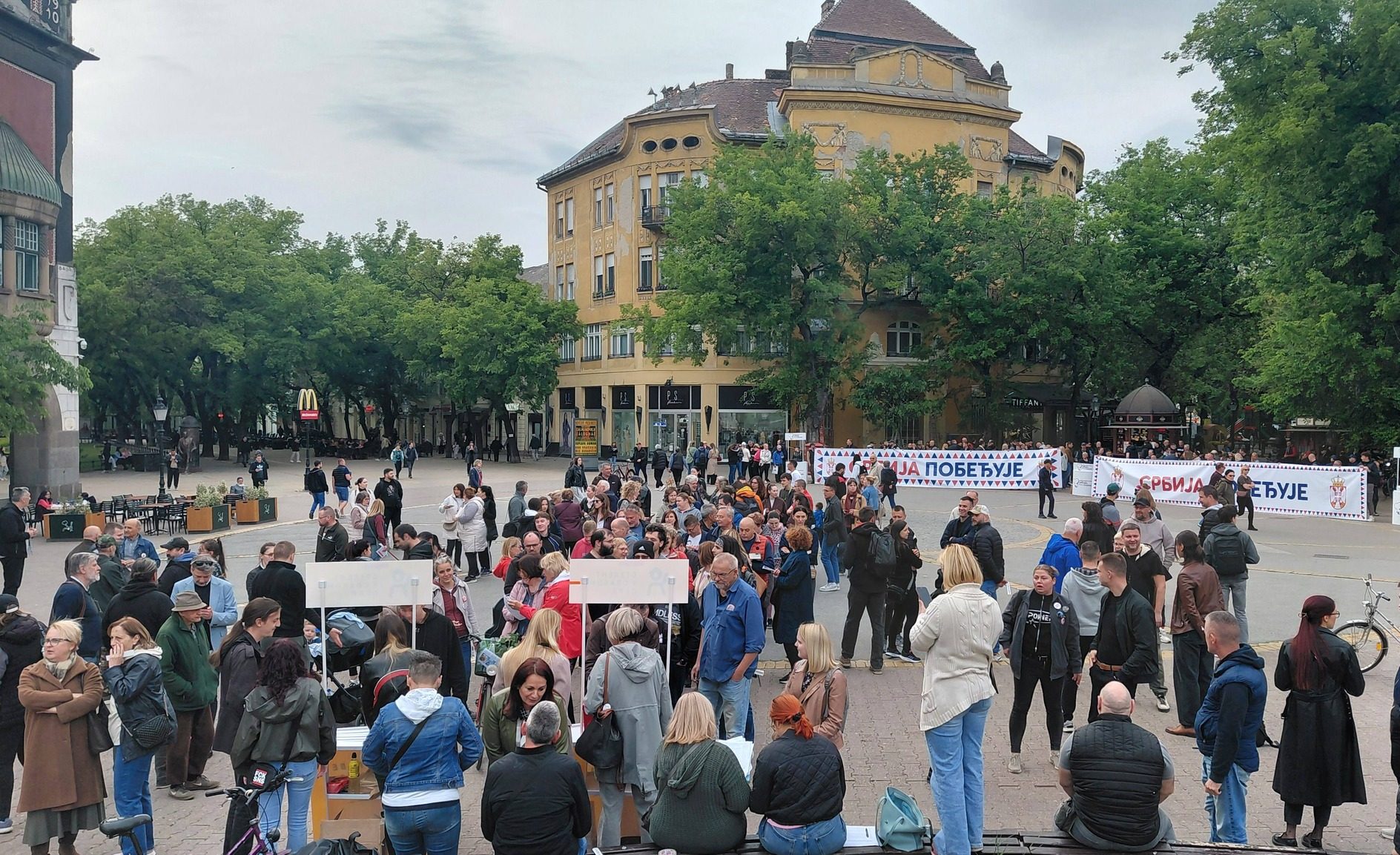 Subotica pokazala demokratsko lice: Različiti stavovi na lepši način