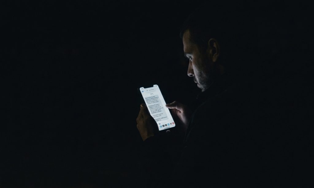 UPOZORENJE: Nova SMS prevara. NE OTVARAJTE LINKOVE!