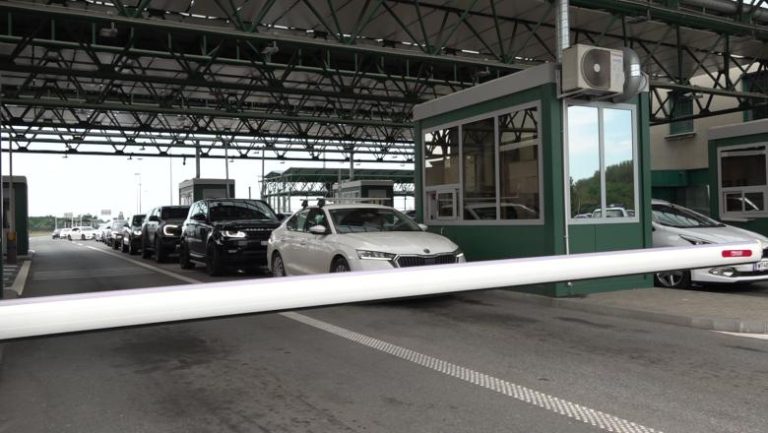Nisu zabeležene veće gužve na graničnom prelazu Horgoš