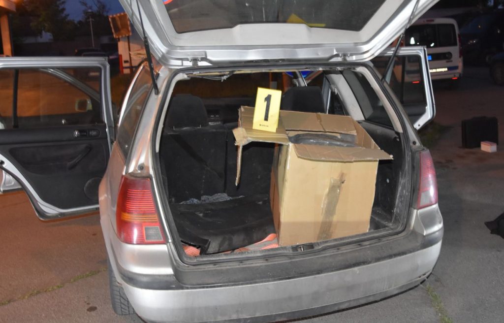 Subotička policija uhapsila dve osobe, pronađeno više kilograma droge