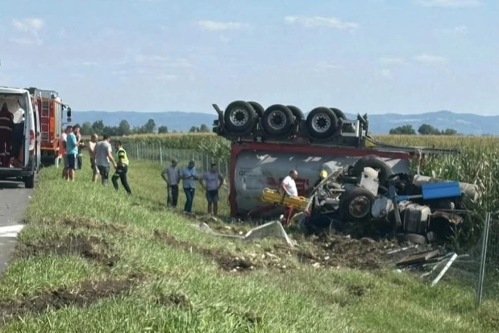 Teška saobraćajna nezogda na autoputu Subotica – Novi Sad