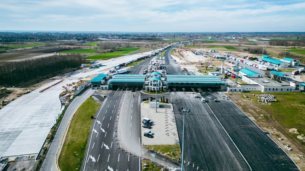 Ponovo duže čekanje na granici? Šta treba da znate pre puta u Mađarsku