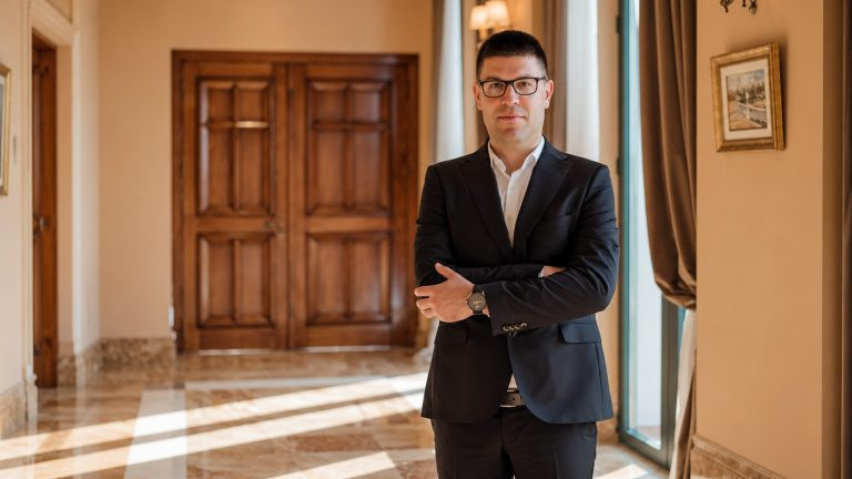 Porez na prenos apsolutnih prava: Ko ga plaća, a ko može biti oslobođen?